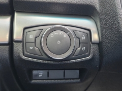 Used 2018 Ford Explorer 4d SUV 4WD XLT at Maxx Loans near St. Adrian, MI