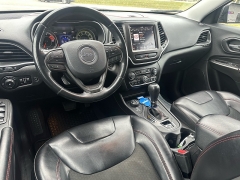 Used 2019  Jeep Cherokee 4d SUV 4WD Trailhawk 3&period;2L at Maxx Loans near St&period; Adrian&comma; MI