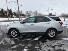 Used 2020  Chevrolet Equinox 4d SUV FWD LS w&sol;1LS at Maxx Loans near St&period; Adrian&comma; MI