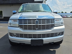 Used 2014 Lincoln Navigator 4d SUV 4WD at Maxx Loans near St. Adrian, MI