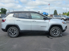Used 2024 Jeep Compass Trailhawk 4x4 at Maxx Loans near St. Adrian, MI