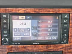Used 2009 Jeep Commander 4d SUV 4WD Limited at Maxx Loans near St. Adrian, MI