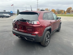 Used 2019  Jeep Cherokee 4d SUV 4WD Trailhawk 3&period;2L at Maxx Loans near St&period; Adrian&comma; MI