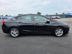 Used 2017 Chevrolet Cruze 4d Sedan LT Auto at Deal King Adrian near Adrian, MI