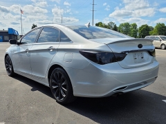 Used 2011 Hyundai Sonata 4d Sedan SE at Maxx Loans near St. Adrian, MI