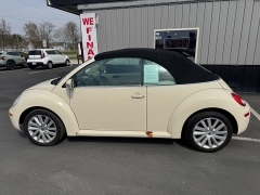 Used 2009 Volkswagen Beetle 2d Convertible S at Deal King Adrian near Adrian, MI
