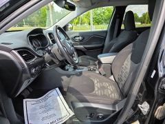 Used 2019 Jeep Cherokee 4d SUV 4WD Latitude 3.2L at Maxx Loans near St. Adrian, MI