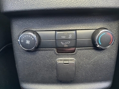 Used 2018 Ford Explorer 4d SUV 4WD XLT at Maxx Loans near St. Adrian, MI