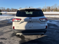 Used 2020  Ford Escape 4d SUV FWD SEL at Maxx Loans near St&period; Adrian&comma; MI