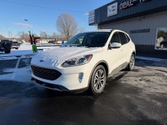 Used 2020  Ford Escape 4d SUV FWD SEL at Maxx Loans near St&period; Adrian&comma; MI