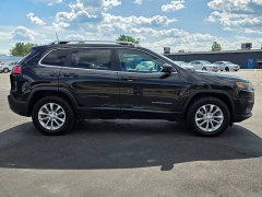 Used 2019 Jeep Cherokee 4d SUV 4WD Latitude 3.2L at Maxx Loans near St. Adrian, MI
