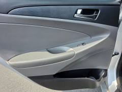 Used 2011 Hyundai Sonata 4d Sedan SE at Maxx Loans near St. Adrian, MI