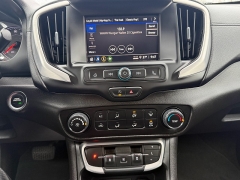 Used 2024  GMC Terrain FWD 4dr SLE at Maxx Loans near St&period; Adrian&comma; MI