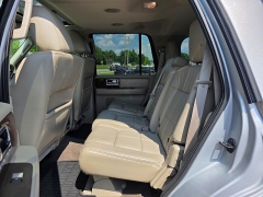 Used 2014 Lincoln Navigator 4d SUV 4WD at Maxx Loans near St. Adrian, MI