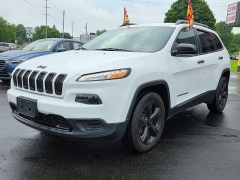 Used 2017 Jeep Cherokee 4d SUV 4WD Sport I4 Altitude at Maxx Loans near St. Adrian, MI