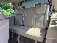 Used 2014 Lincoln Navigator 4d SUV 4WD at Maxx Loans near St. Adrian, MI