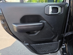 Used 2020 Jeep Wrangler Unlimited 4d SUV 4WD Sport at Maxx Loans near St. Adrian, MI