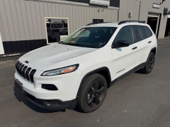 Used 2017 Jeep Cherokee 4d SUV 4WD Sport I4 Altitude at Deal King Adrian near Adrian, MI