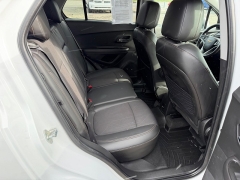 Used 2020  Chevrolet Trax 4d SUV AWD LT at House of Carz near Rochester&comma; IN