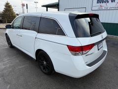 Used 2014  Honda Odyssey 4d Wagon EX-L at House of Carz near Rochester&comma; IN