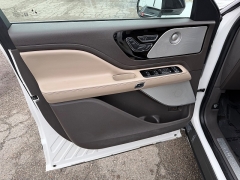 Used 2020  Lincoln Aviator 4d SUV AWD Grand Touring at House of Carz near Rochester&comma; IN