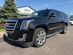  2017 Cadillac Escalade ESV 4d SUV 4WD Luxury at House of Carz near Rochester&comma; IN