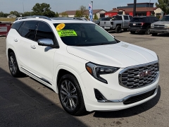Used 2020  GMC Terrain 4d SUV AWD Denali at House of Carz near Rochester, IN