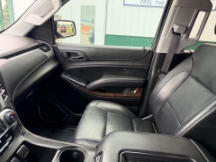 Used 2017  Chevrolet Tahoe 4d SUV 4WD LT at House of Carz near Rochester&comma; IN