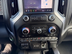 Used 2019  GMC Sierra 1500 4WD Double Cab SLT at House of Carz near Rochester&comma; IN