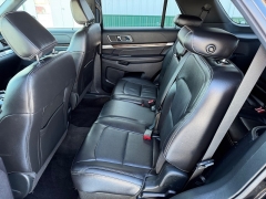 Used 2018  Ford Explorer 4d SUV 4WD Limited at House of Carz near Rochester&comma; IN