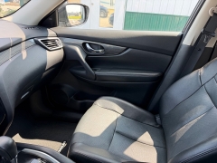 Used 2016  Nissan Rogue 4d SUV AWD SL at House of Carz near Rochester&comma; IN