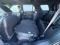 Used 2018  Ford Explorer 4d SUV 4WD Limited at House of Carz near Rochester&comma; IN