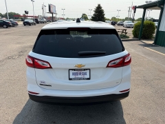 Used 2020  Chevrolet Equinox 4d SUV FWD LS w&sol;1LS at House of Carz near Rochester&comma; IN