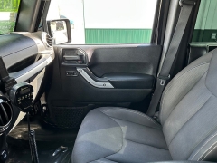 Used 2017 Jeep Wrangler Unlimited 4d Convertible Rubicon at House of Carz near Rochester, IN