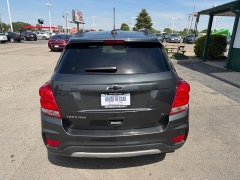 Used 2020  Chevrolet Trax 4d SUV AWD LT at House of Carz near Rochester&comma; IN