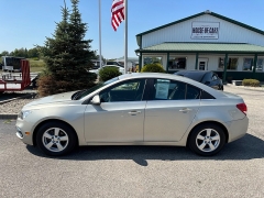 Used 2016 Chevrolet Cruze Limited 4d Sedan LT w/1LT Auto at House of Carz near Rochester, IN