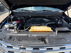 Used 2018  Ford Expedition Max 4d SUV 4WD Limited at House of Carz near Rochester&comma; IN