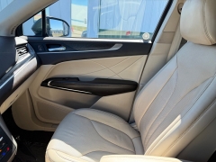 Used 2019  Lincoln MKC 4d SUV AWD Reserve at House of Carz near Rochester&comma; IN