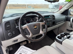 Used 2011  Chevrolet Silverado 2500 4WD Ext Cab LT at House of Carz near Rochester&comma; IN