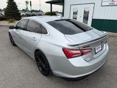 Used 2021  Chevrolet Malibu 4dr Sdn LT at House of Carz near Rochester&comma; IN