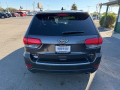 Used 2019  Jeep Grand Cherokee 4d SUV 4WD Limited V6 at House of Carz near Rochester, IN