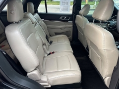 Used 2018 Ford Explorer 4d SUV FWD Limited at House of Carz near Rochester, IN