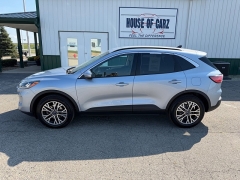 Used 2022  Ford Escape SEL AWD at House of Carz near Rochester&comma; IN