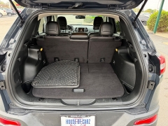 Used 2016  Jeep Cherokee 4d SUV 4WD Trailhawk V6 at House of Carz near Rochester, IN