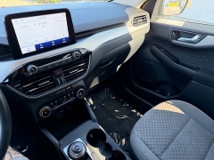 Used 2020  Ford Escape 4d SUV AWD SE at House of Carz near Rochester&comma; IN
