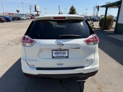 Used 2016  Nissan Rogue 4d SUV AWD SL at House of Carz near Rochester&comma; IN
