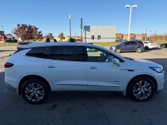 Used 2019  Buick Enclave 4d SUV AWD Avenir at House of Carz near Rochester, IN