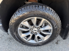 Used 2019  Chevrolet Silverado 1500 4WD Double Cab RST at House of Carz near Rochester&comma; IN