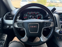 Used 2018  GMC Yukon 4d SUV 4WD SLT at House of Carz near Rochester&comma; IN