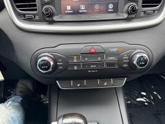 Used 2018  Kia Sorento 4d SUV AWD LX at House of Carz near Rochester&comma; IN